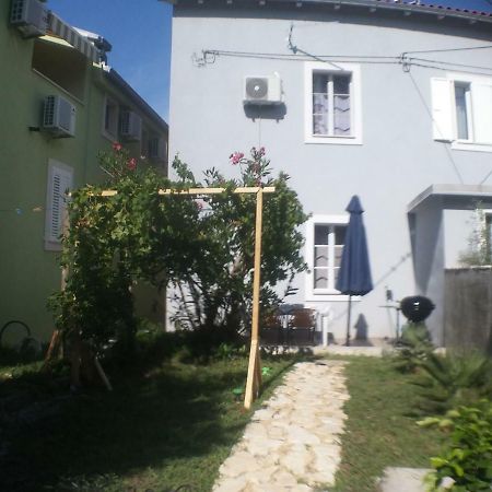 Apartmán Family House Nerezine Exteriér fotografie