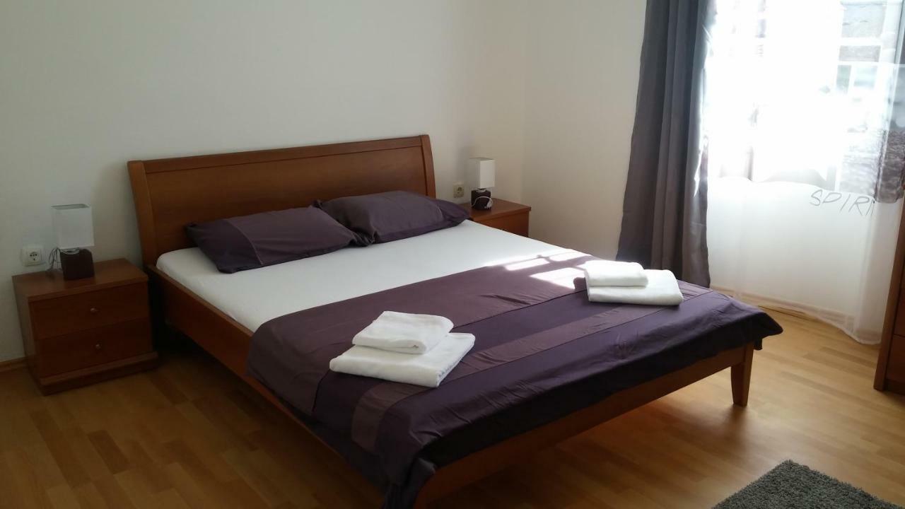 Apartmán Family House Nerezine Exteriér fotografie