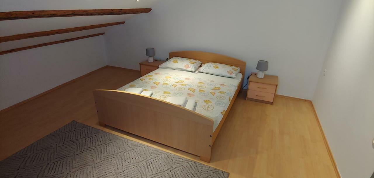 Apartmán Family House Nerezine Exteriér fotografie